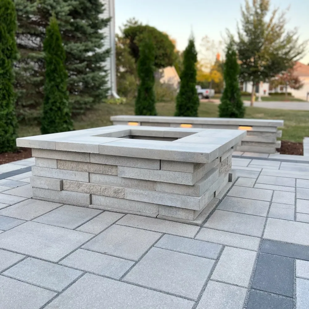 Local landscape installation experts serving Chicago, IL - Luxterra Outdoors