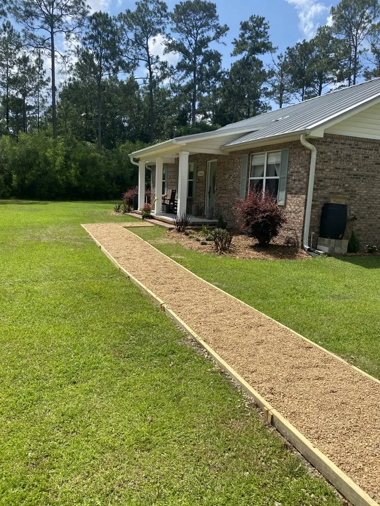 Custom residential landscaping for year-round maintenance in Tallahassee, FL by Luxurious Landscaping & Design