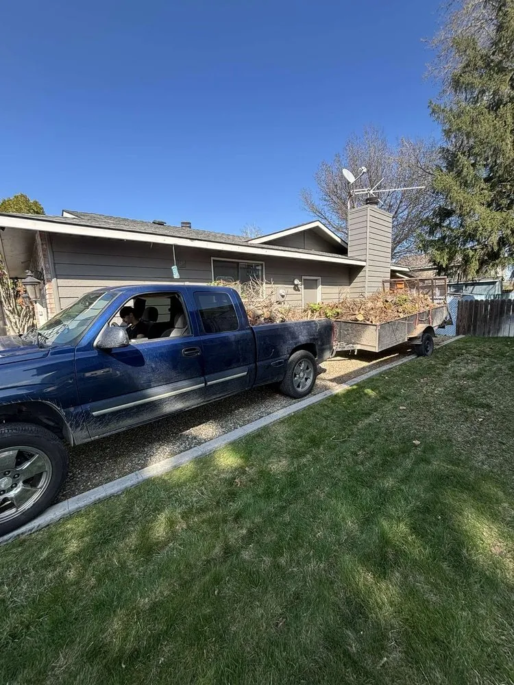 Affordable yard maintenance in Benton City, WA by Luxury Dumping Company