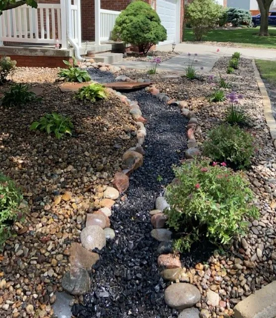 Local landscaping services experts serving Lincoln, NE - Luxury Landscape