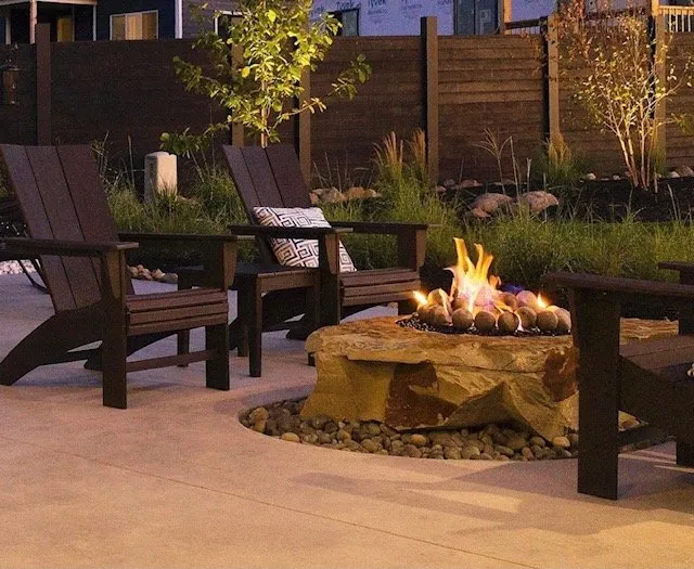 Custom lawn mowing service experts serving Lincoln, NE - Luxury Landscape