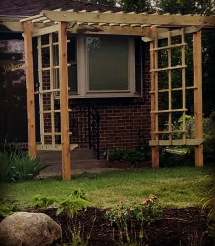 Affordable yard cleanup service for homes in Lincoln, NE by Luxury Landscape