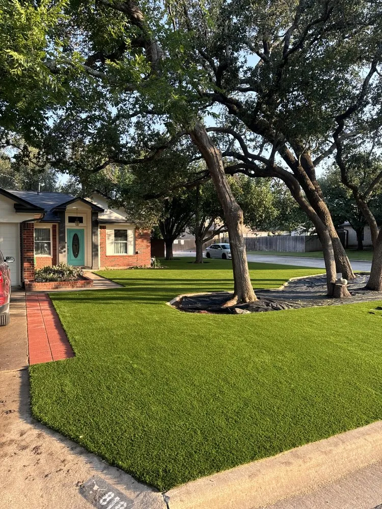Affordable residential landscaping in Austin, TX - Luxury Landscapes