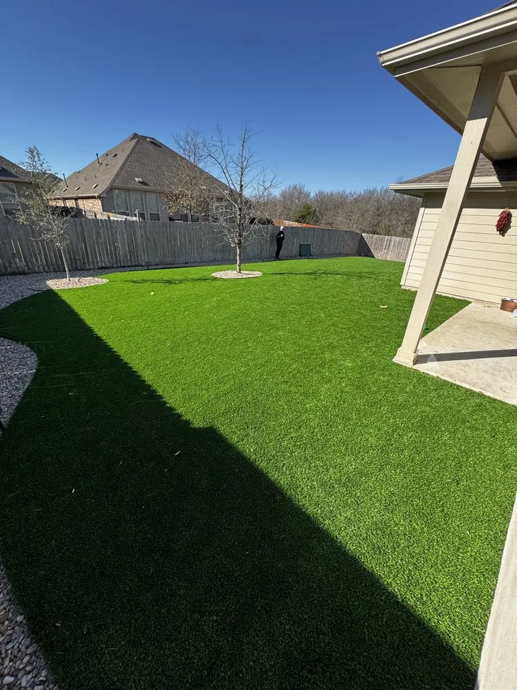 Custom landscaping services in Austin, TX - Luxury Landscapes