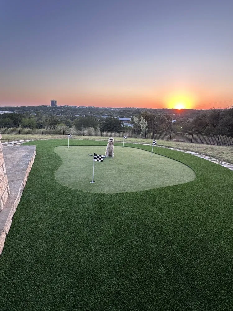 Custom lawn mowing service in Austin, TX - Luxury Landscapes