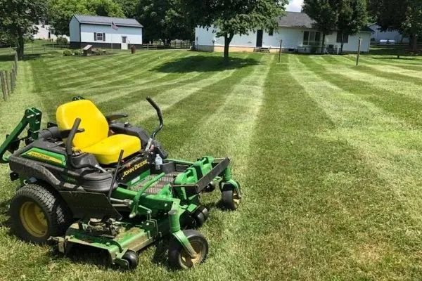 Professional garden landscaping in Minoa, NY by Luxury Landscapes