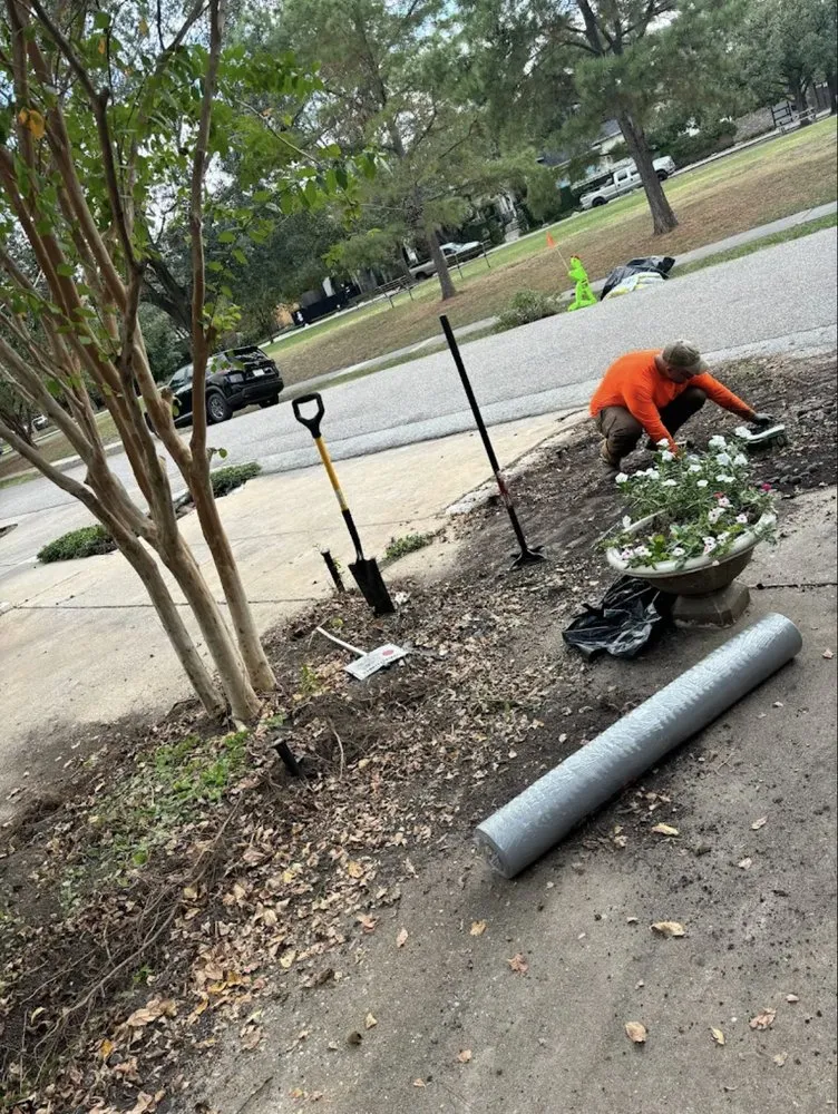 Custom residential landscaping for residential properties in Houston, TX by Luxury Landscaping