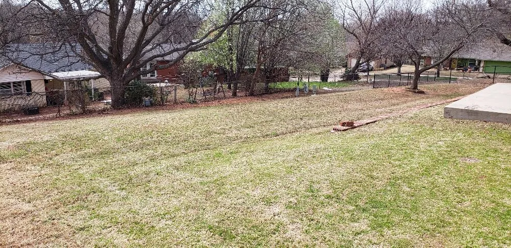 Affordable garden landscaping near you in Guthrie, OK by Luxury lawn and landscaping