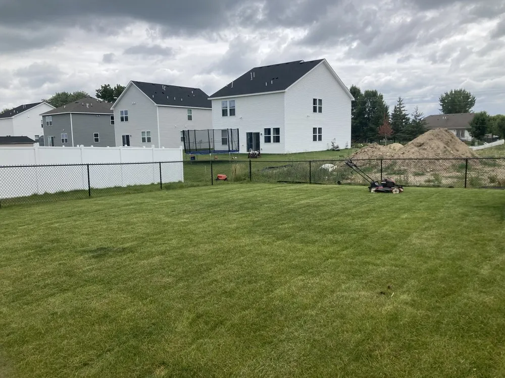 Affordable yard maintenance experts serving Albertville, MN - Luxury Lawn Service