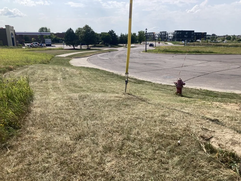 Custom lawn mowing service in Albertville, MN by Luxury Lawn Service