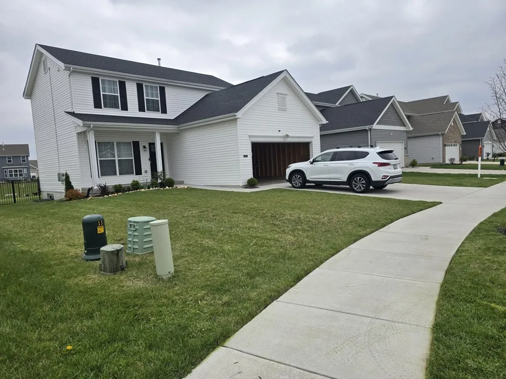 Local lawn care service in Florissant, MO by Luxury Lawncare and Property Management