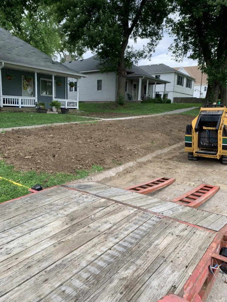 Reliable yard maintenance for homes across Council Bluffs, IA - Luxury Lawns