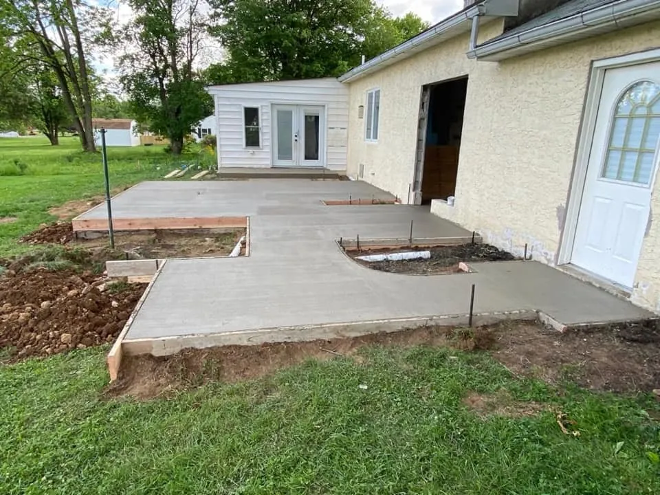 Trusted lawn care service near you in East Norriton, PA by Luxury Outdoor