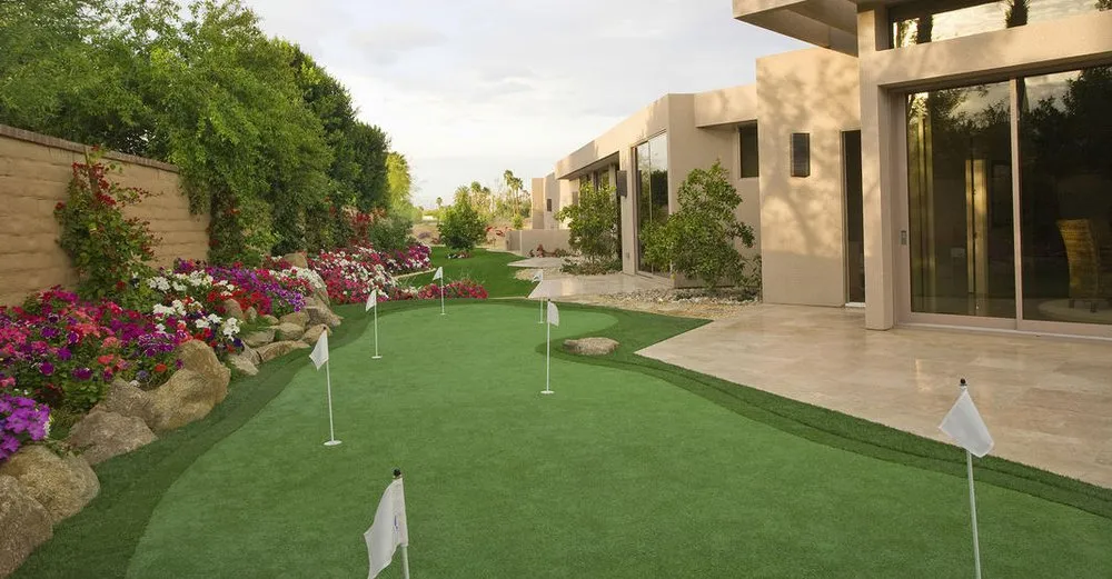 Local yard maintenance experts serving San Antonio, TX - Luxury Outdoor TX