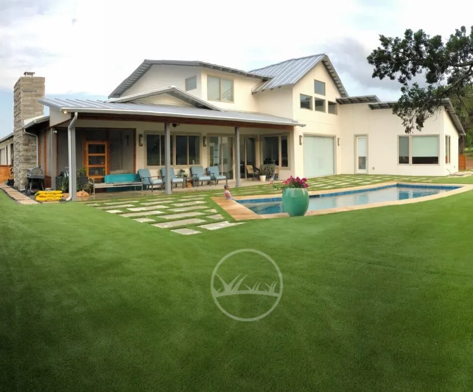 Trusted lawn care service experts serving San Antonio, TX - Luxury Outdoor TX