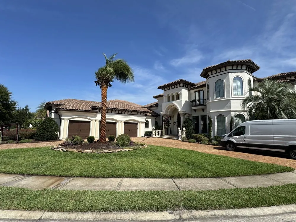 Reliable outdoor landscaping experts serving Jacksonville, FL - Luxury Palm Landworks