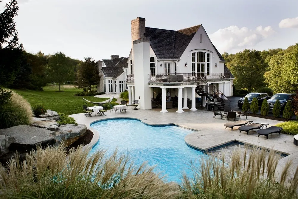 Reliable lawn mowing service in Venetia, PA - Luxury Pools & Waterfalls
