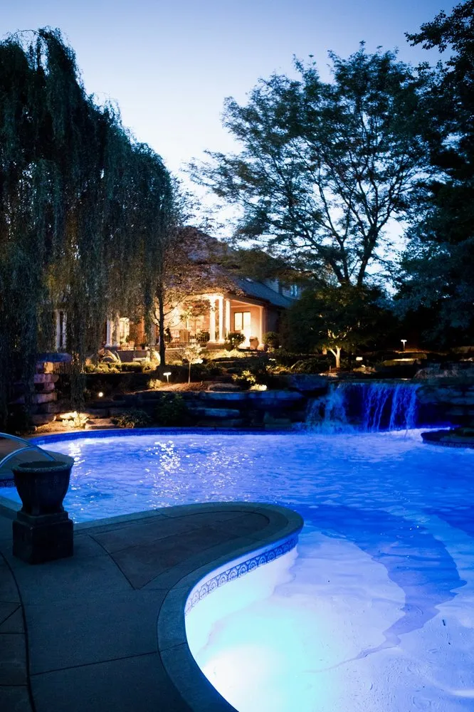 Custom landscaping services in Venetia, PA - Luxury Pools & Waterfalls