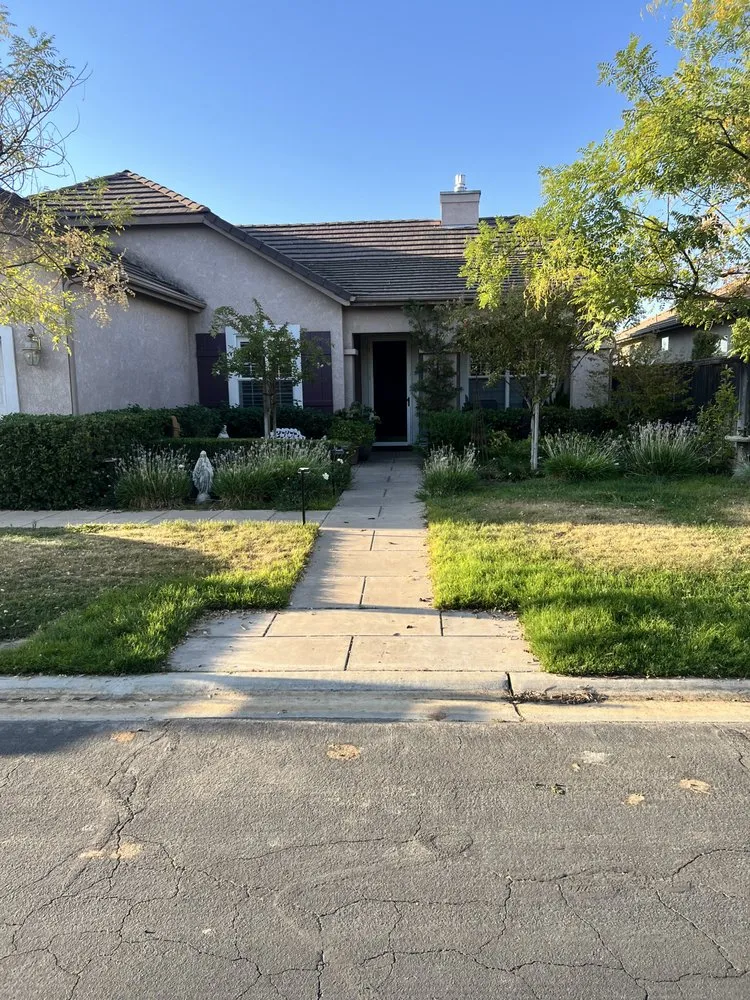 Reliable lawn care service in Fresno, CA - Luxury Window Care