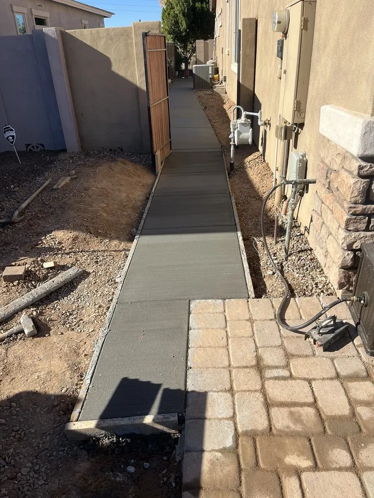 Reliable garden landscaping in Phoenix, AZ - LV Concrete Services