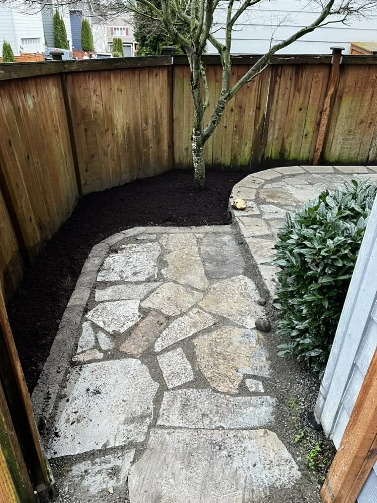Custom landscaping services with custom design in Gig Harbor, WA by L&W Landscape Construction