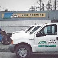 Affordable lawn mowing service experts serving Suffolk, VA - LW Lawn Service