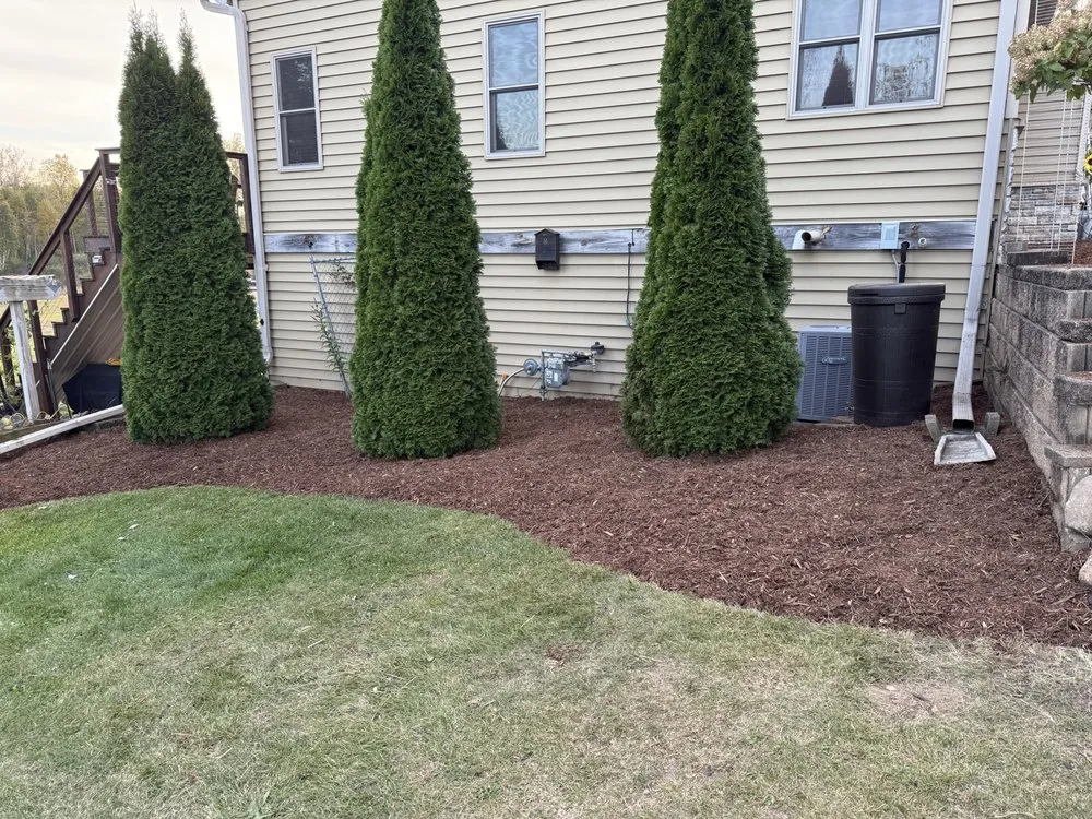 Trusted yard cleanup service experts serving Menomonee Falls, WI - LW Snow Supply
