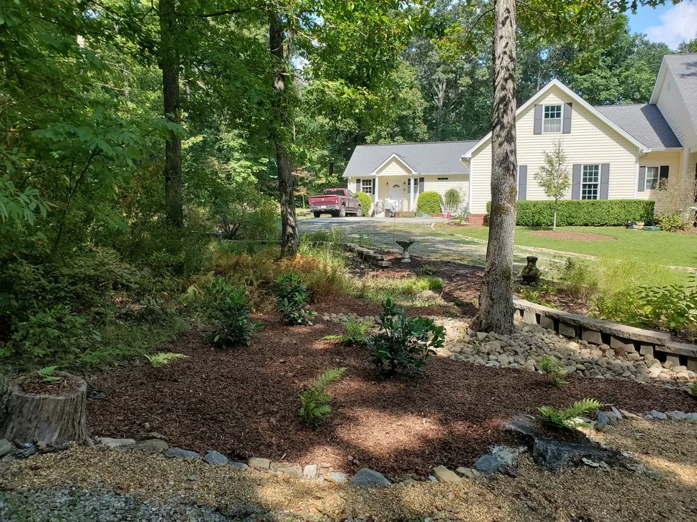 Affordable residential landscaping in Signal Mountain, TN by Lyda Landscapes