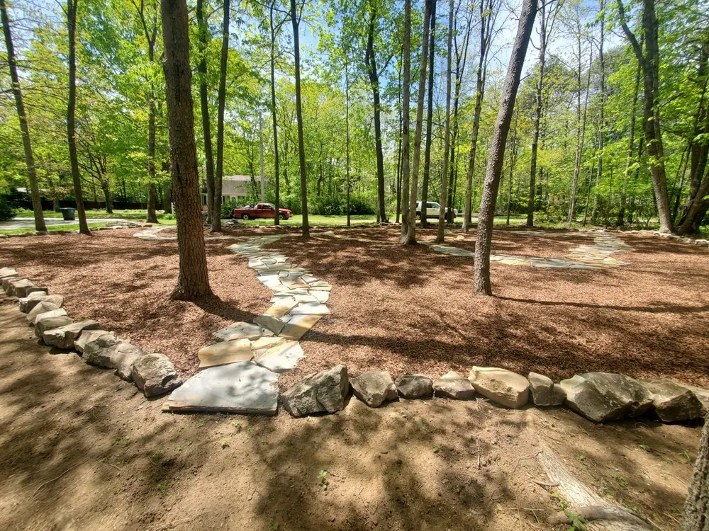 Top-rated yard maintenance experts serving Signal Mountain, TN - Lyda Landscapes