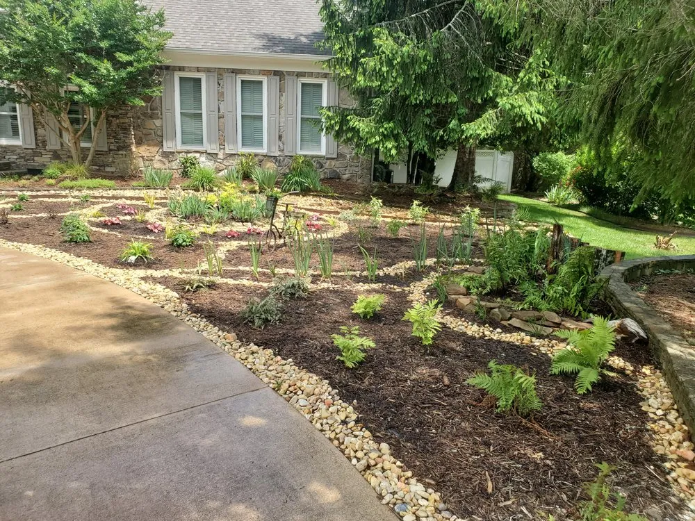 Reliable landscape design in Signal Mountain, TN by Lyda Landscapes