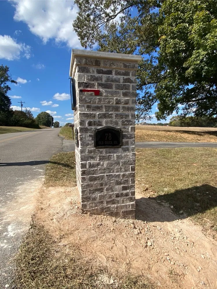 Local lawn care service for year-round maintenance in Fayetteville, TN by Lyell’s Custom Landscaping