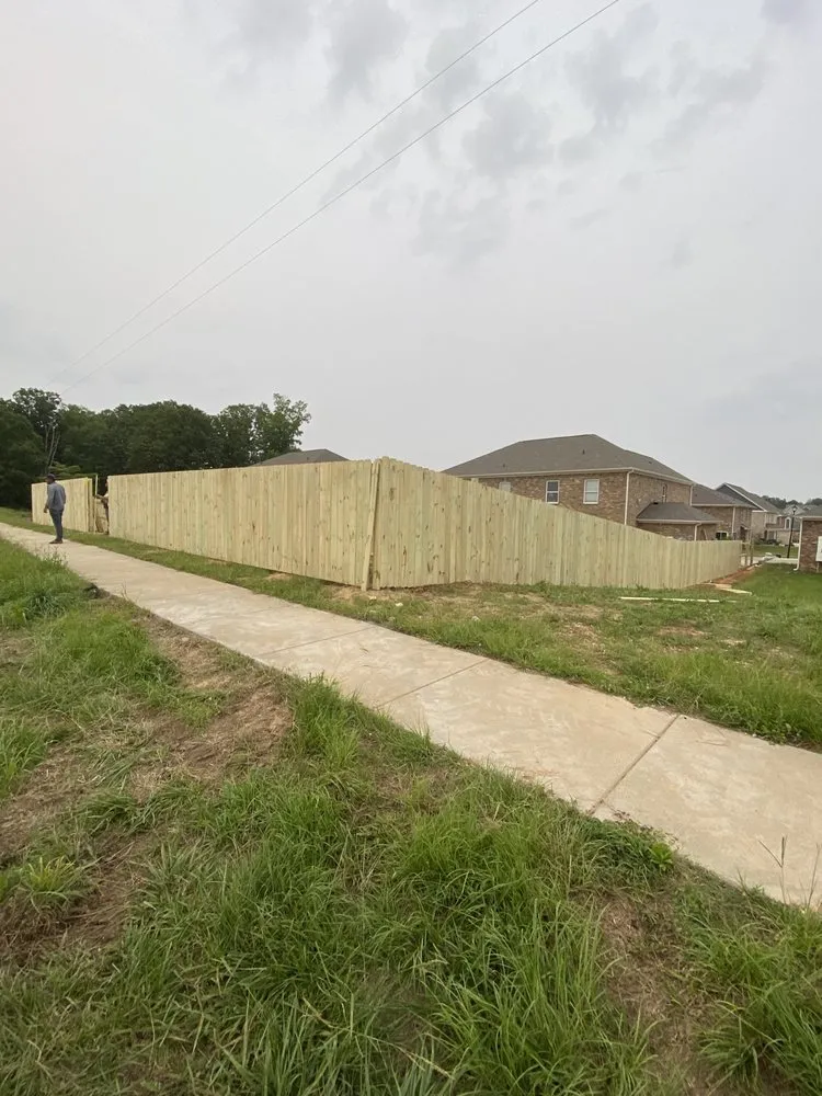 Reliable landscape design with custom design in Fayetteville, TN by Lyell’s Custom Landscaping