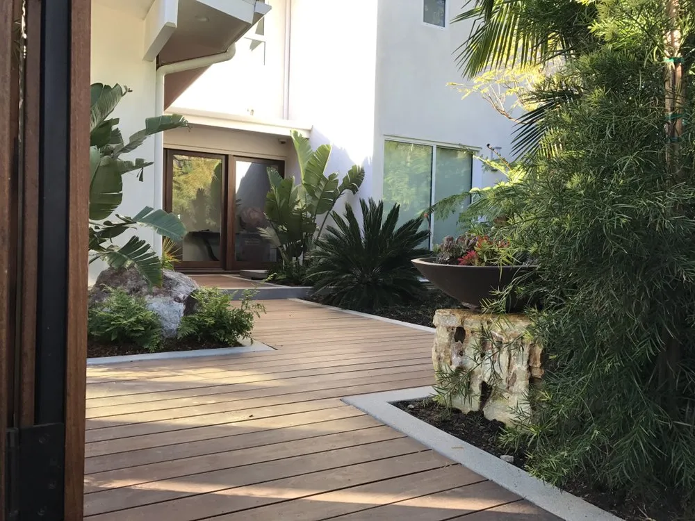 Top-rated landscaping services experts serving Simi Valley, CA - Lyle Lavietes Landscape Contractor