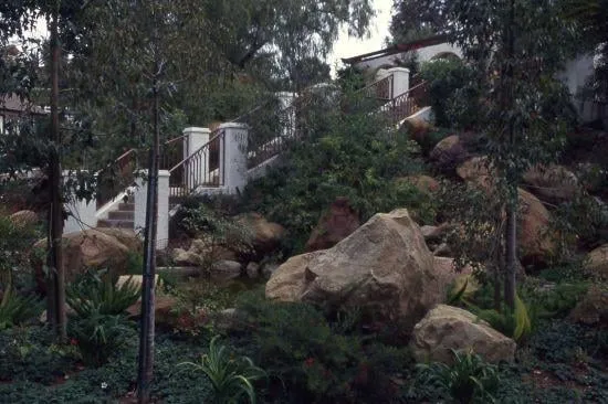 Top-rated residential landscaping in Simi Valley, CA - Lyle Lavietes Landscape Contractor