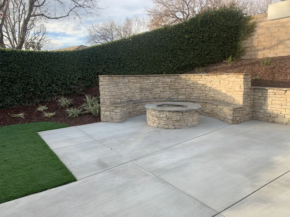 Expert garden landscaping in Simi Valley, CA - Lyle Lavietes Landscape Contractor