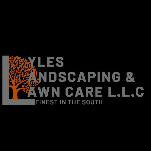Reliable lawn care service experts serving Pensacola, FL - Lyles landscaping & Lawn Care