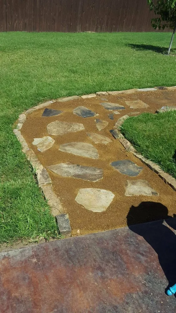 Affordable lawn care service in Durant, OK by Lynch Lawn & Landscape