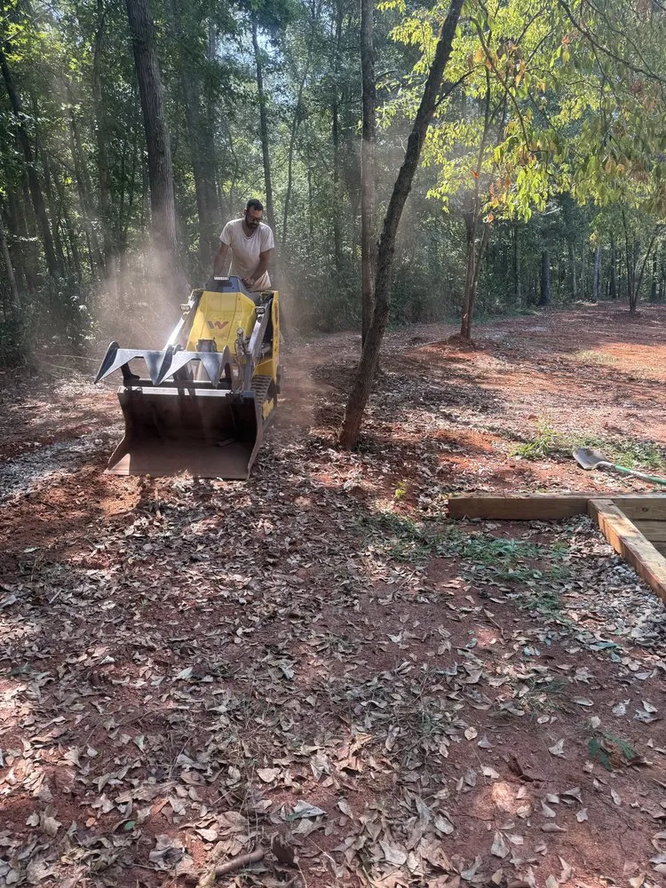 Expert landscaping services in Jefferson, GA by Lynch Lawncare & Landscaping