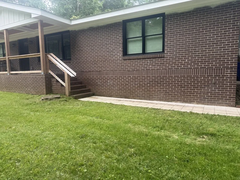 Trusted garden landscaping with custom design in Jefferson, GA by Lynch Lawncare & Landscaping