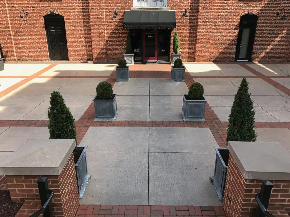 Local lawn care service in Lynchburg, VA by Lynchburg Landscapes