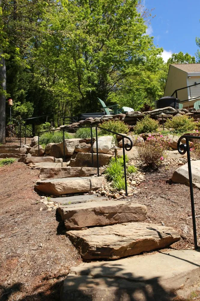 Custom outdoor landscaping in Lynchburg, VA - Lynchburg Landscapes