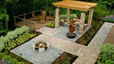 LynnOvations Landscaping Logo