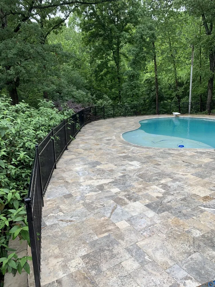 Custom lawn care service for year-round maintenance in Bentonville, AR by Lynn’s Landscaping