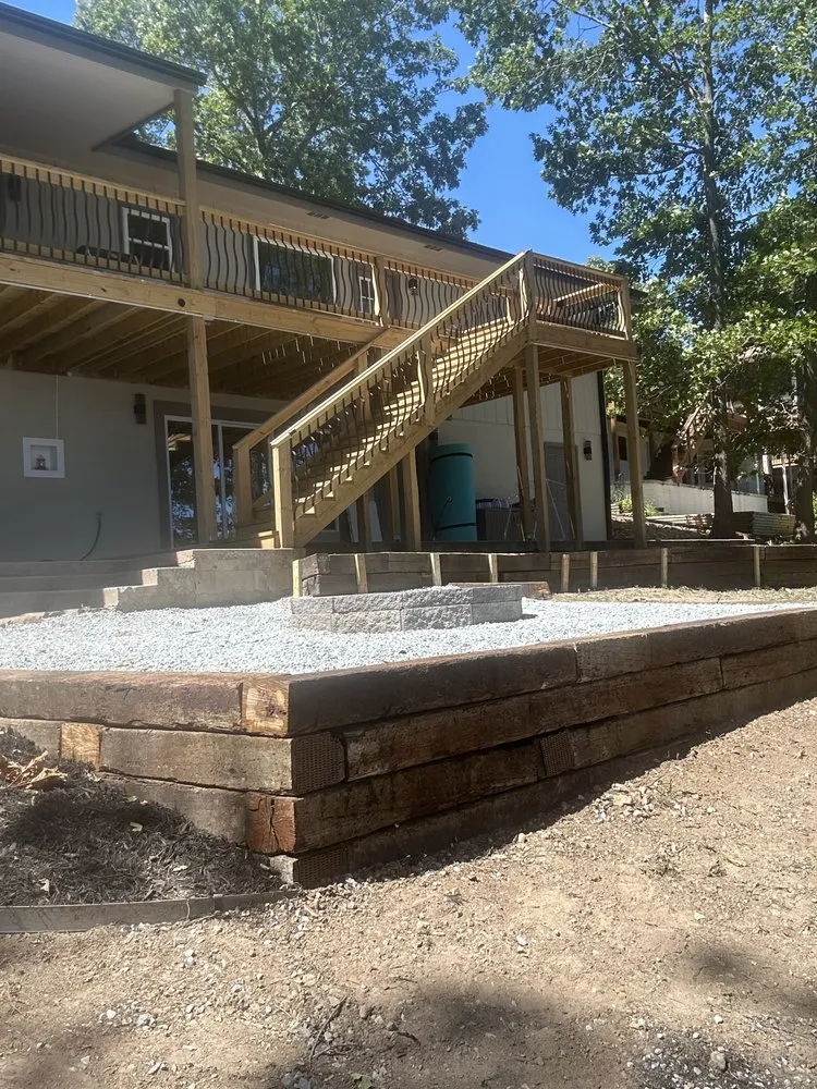 Reliable yard cleanup service in Bentonville, AR - Lynn’s Landscaping