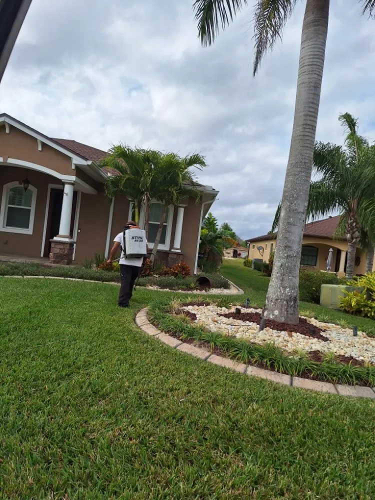Reliable landscape design in Lakeland, FL - Lynn's Landscaping