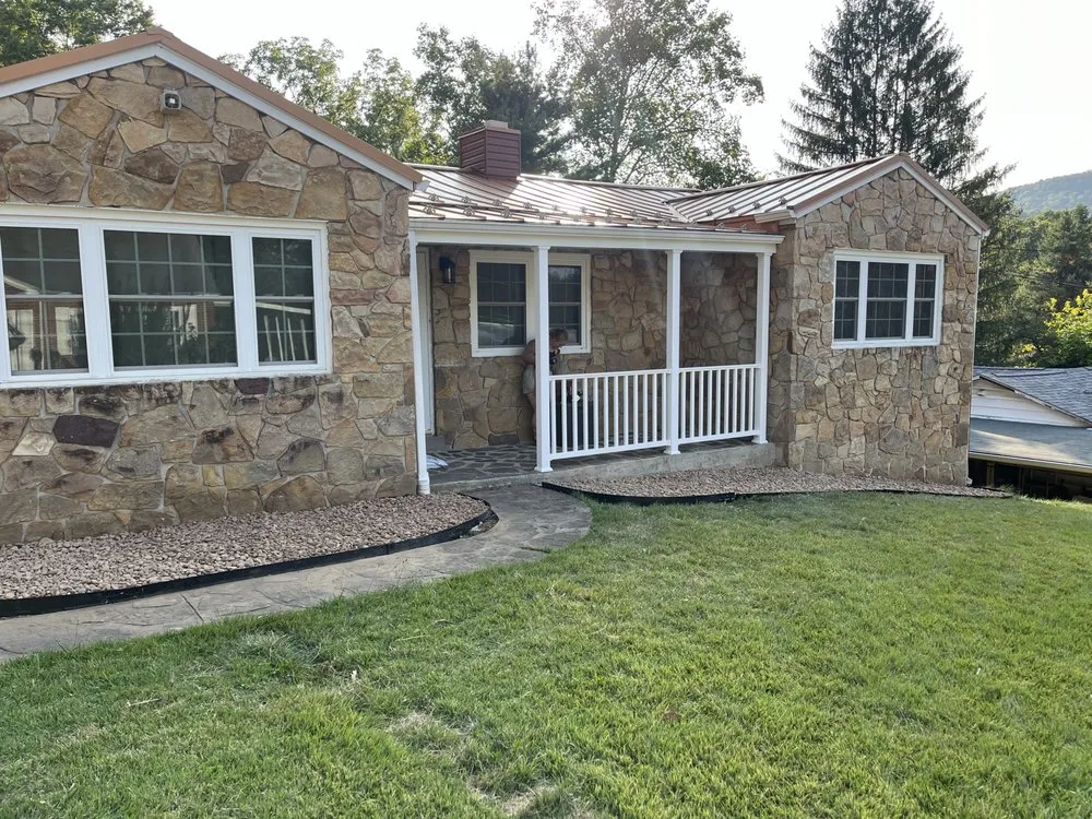 Local lawn mowing service in Cumberland, MD by Lynny's Lawncare