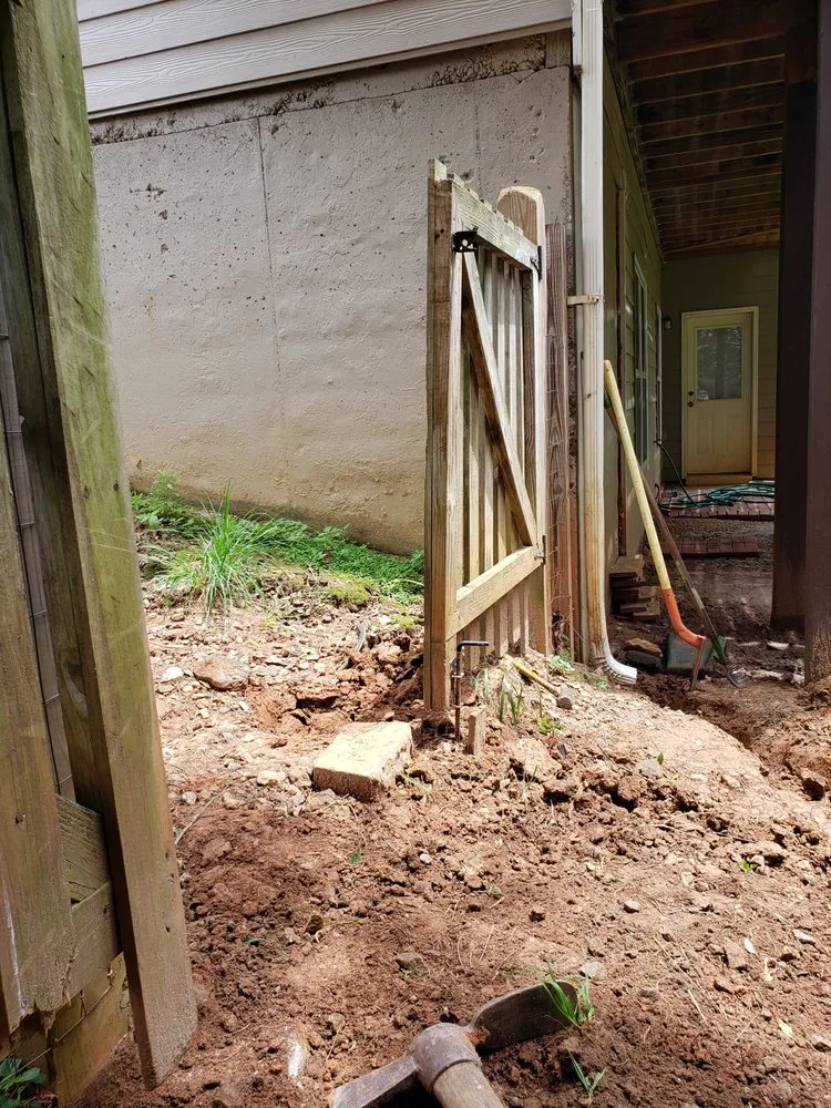 Local garden landscaping in Lindale, GA - Lynx Property Management