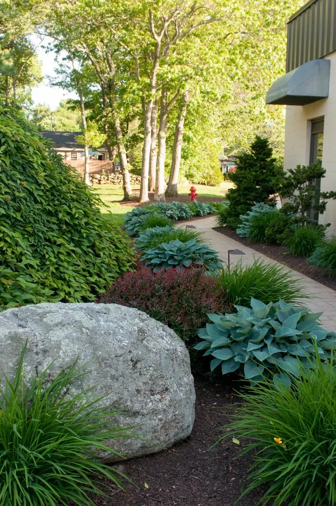 Reliable landscaping services in Brooklyn, CT - Lyon & Company Landscaping