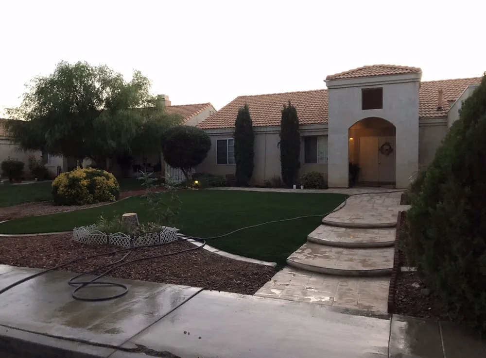 Top-rated yard cleanup service experts serving Santa Clarita, CA - Lyon Landscaping