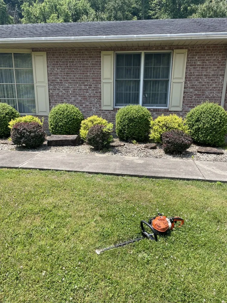 Professional landscape installation experts serving Kenova, WV - Lyon’s Lawncare Service
